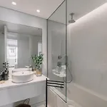 Apartmán Avencas - 2 Bedrooms And Shared Pool In Amoreiras
