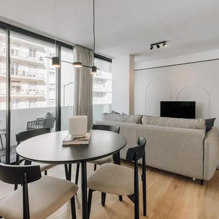 Avencas - 2 Bedrooms And Shared Pool In Amoreiras Lejlighed Lisboa